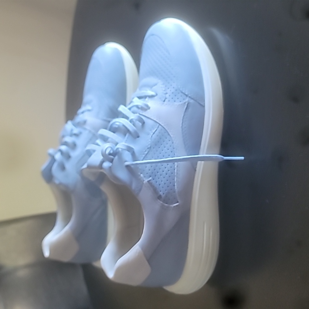 Ecco sneakers